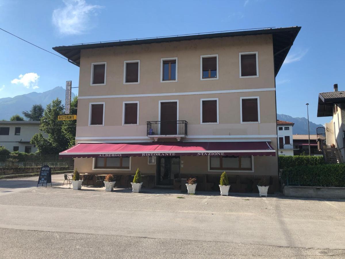 Locanda Alla Stazione Santa Giustina  エクステリア 写真